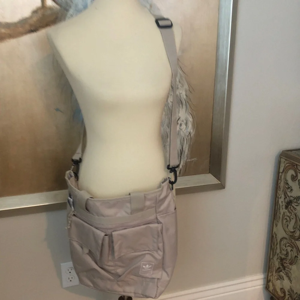 Adidas Women's Men’s Original Utility 2.0 Tote Crossbody Bag Purse Wonder Beige